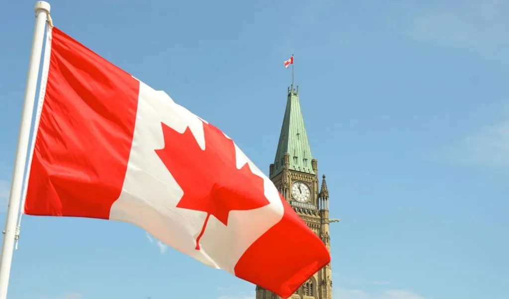 Canada Population Growth Drops to 0.5% in 2026