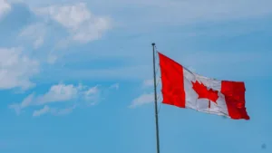 Canada Express Entry draw issues 733 PNP invites at 725 CRS